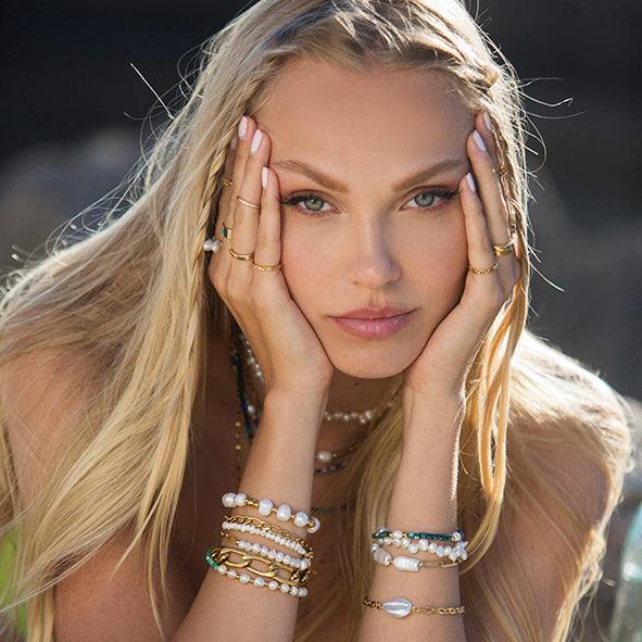 Shiloh Pearl Bracelet